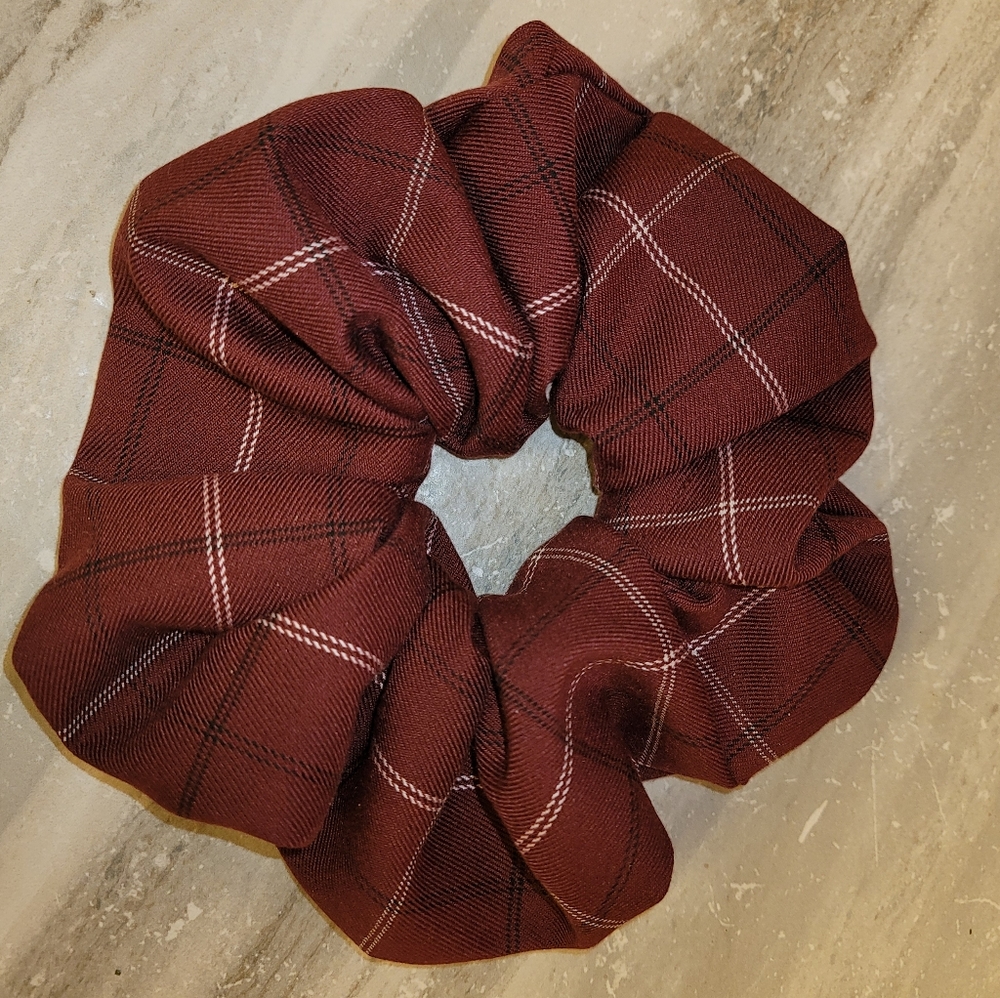 2 for 25! Giant scrunchies! - Picture 2 of 6